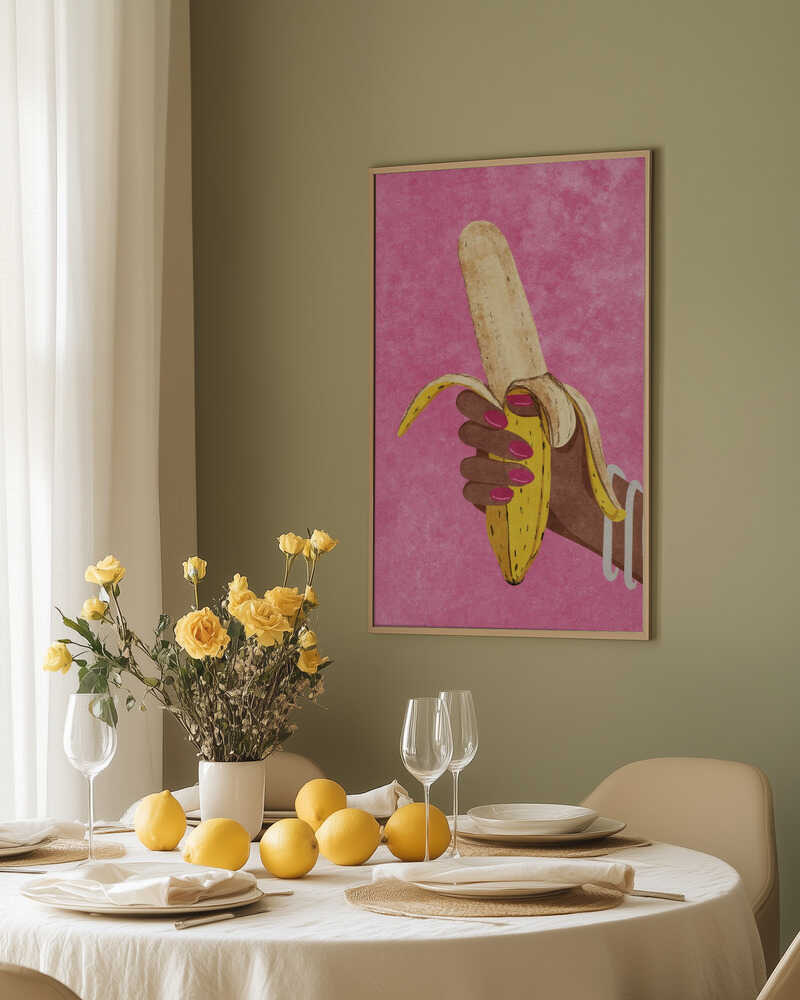 Bright, cheeky, and a little suggestive. This banana owns the spotlight.
Art by Raissa Oltmanns