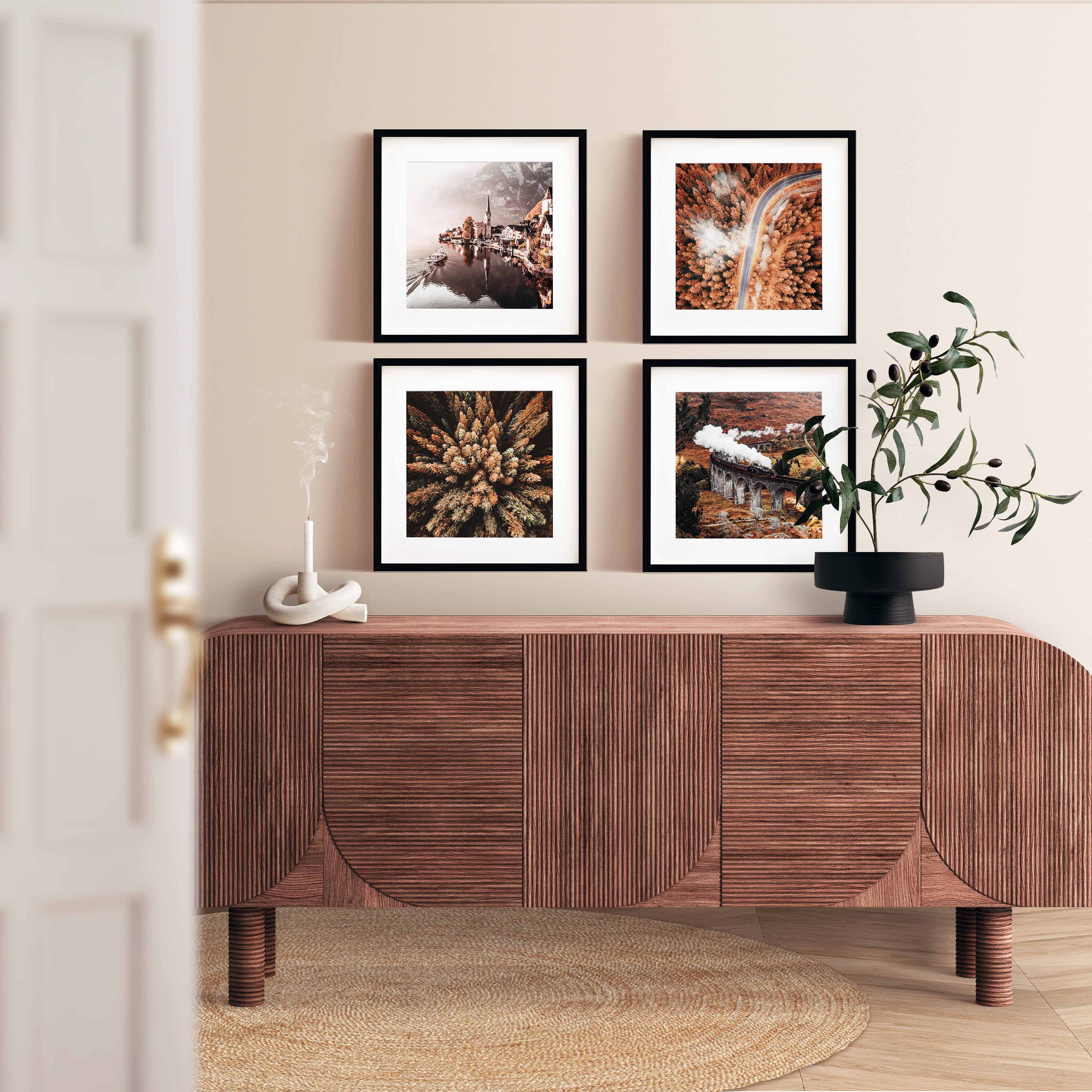 A fascinating nature print of colorful tree tops from above. The photographic print impresses with great fall colors from dark red and gold to dark green, which radiate peace and calmness. Breathe in the fragrant forest air and enjoy fall inside your own four walls!
