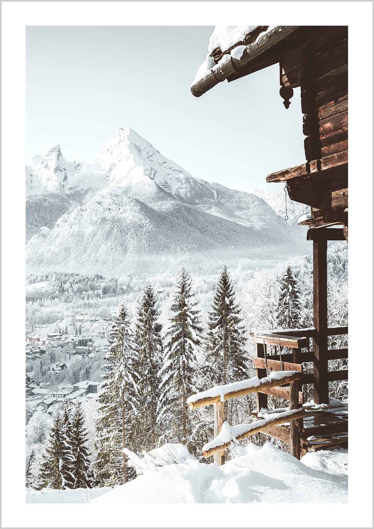 Hütte im verschneiten Alpen-Poster
