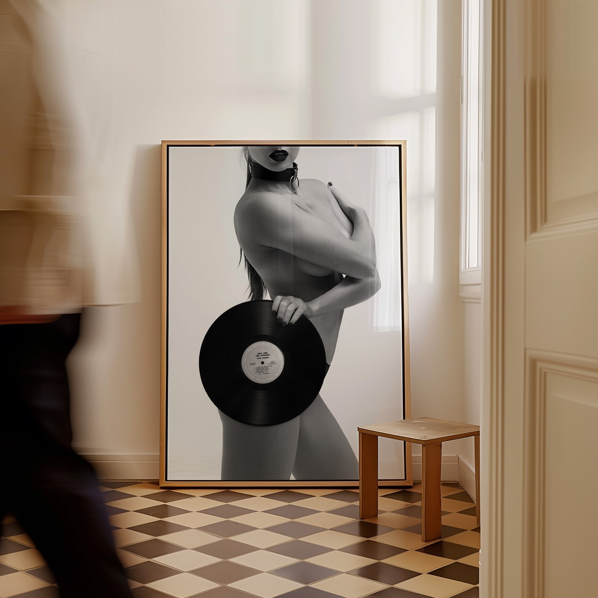 Minimal color, maximum defiance. A striking nude holding a vinyl record, captured in monochrome. Music, rebellion, and sensual confidence collide in this unforgettable artwork.
Artist: David Drake