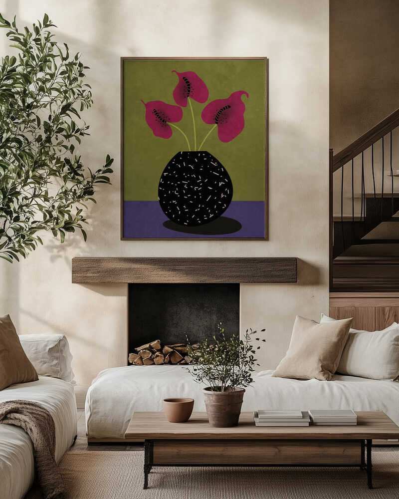 Soft colors, bold strokes. A floral piece that’s anything but ordinary.
Art by Raissa Oltmanns